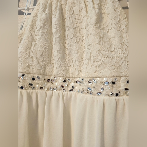 Sequin Hearts Girls white lace strappy formal dress w/ rhinestones Size 12 - Picture 3 of 7